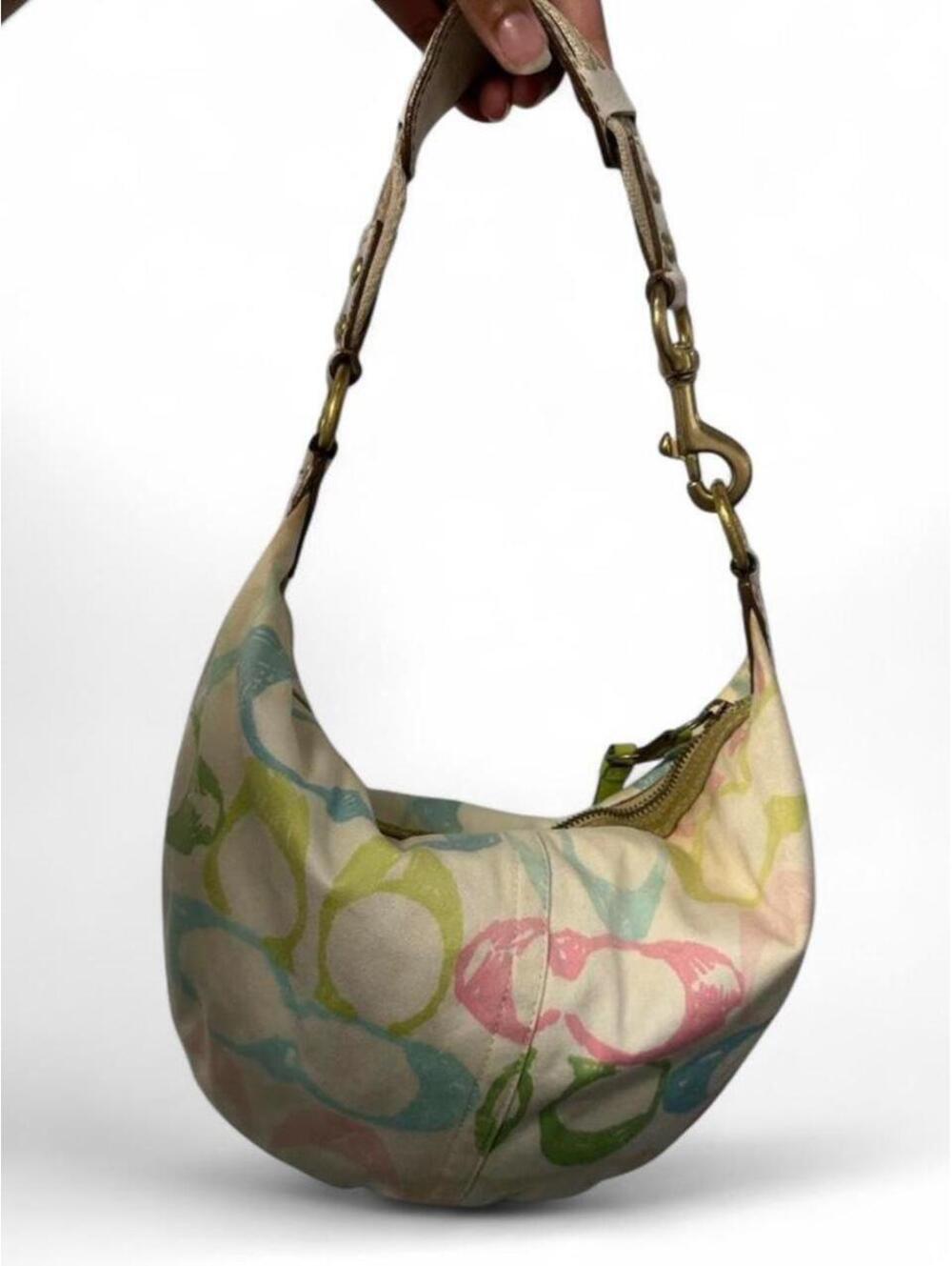 Y2k vintage Coach scribble C print handbag